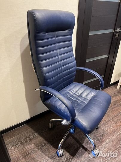 Компьютерное кресло руководителя бу