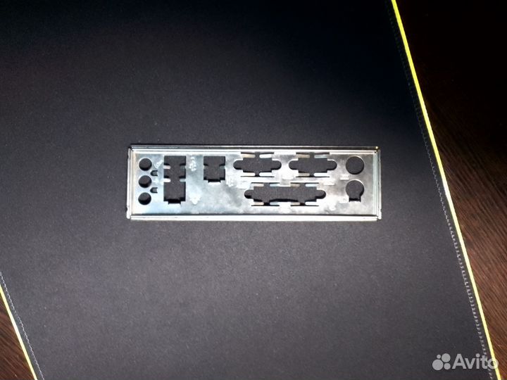 Материнская плата с процессором