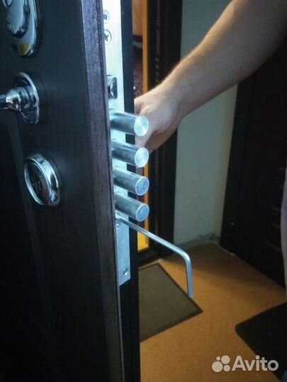 Вскрытие замков / Установка и замена замков