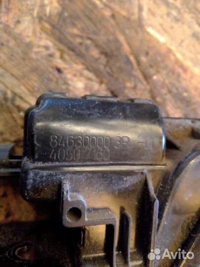 Замок крышки багажника Renault Megan 3 хэтчбек