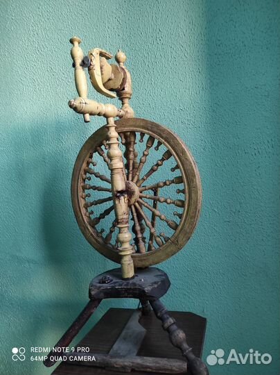 Прялка антикварная старинная деревянная