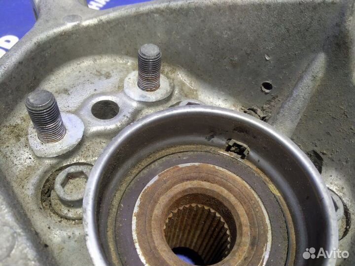 Задний правый поворотный кулак Lexus Gs350 седан