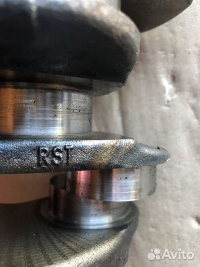 Коленвал на Ауди а6 с6.3.0 литра