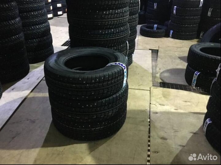 Viatti Vettore Inverno V-524 225/70 R15 112R