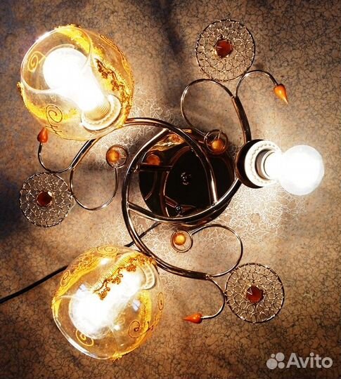 Светильник потолочный