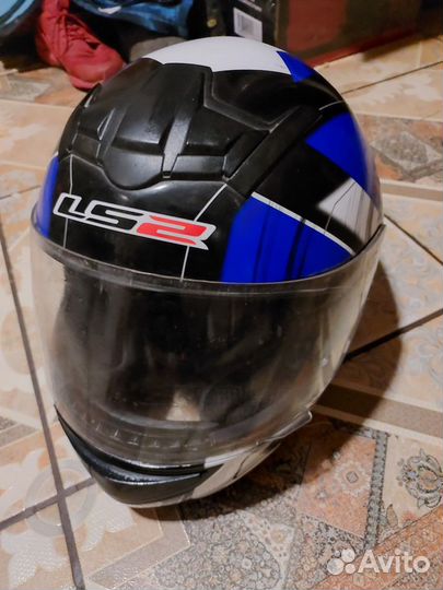 Продаю шлем ls2 размер М