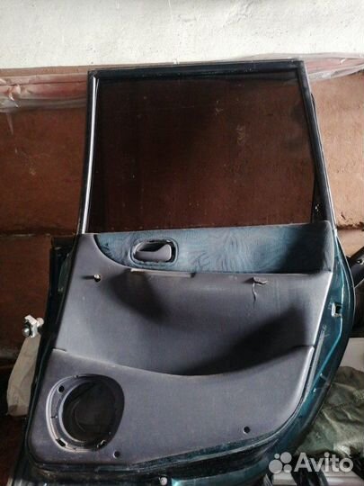 Дверь задняя правая Renault Espace 3 JE F3R769