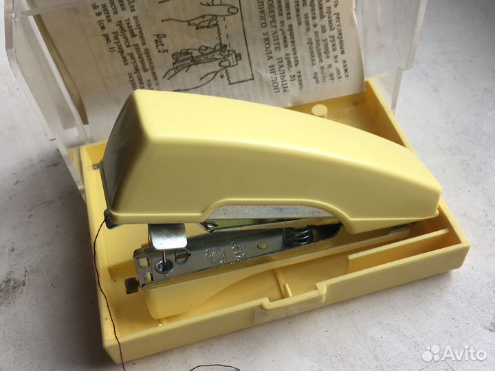 Машинка швейная, ручная, портативная СССР