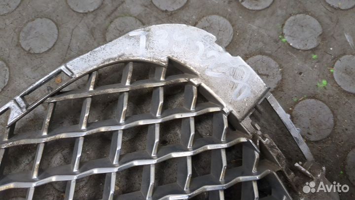 Решетка радиатора Jaguar XF 2007–2012, 2009