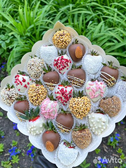 Клубника в шоколаде.Ассорти набор