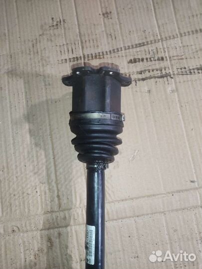 Привод передний Audi A8 D3