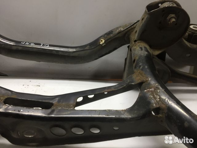 Подрамник Passat B6 Задний оригинал бу