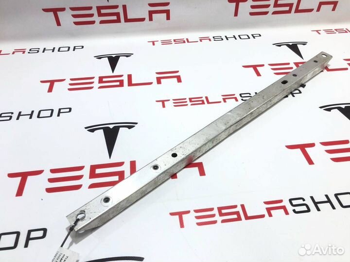 Усилитель бокса подкапотного Tesla Model 3 2019