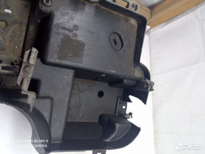 Корпус блока предохранителей Peugeot 407 2004-2010