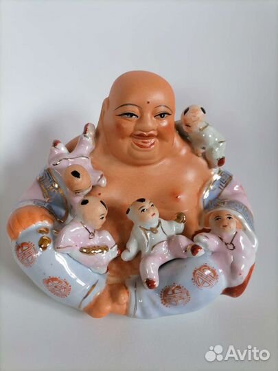 Статуэтка Будда Хотэй с детьми