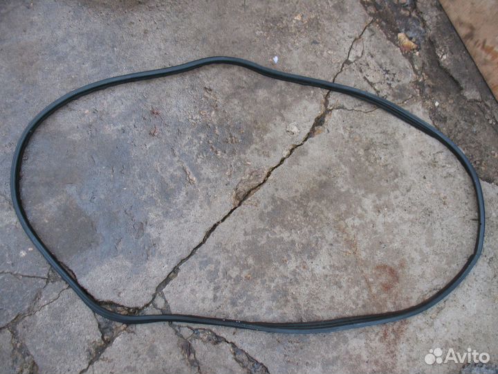 Уплотнитель багажника Kia Spectra