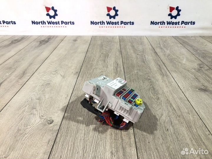 Блок предохранителей Kia Carens минивэн D4EA