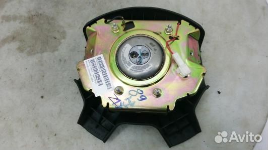 Подушка безопасности водителя jeep cherokee KJ (89