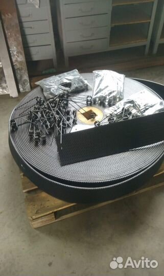 Пресс-подборщик New Holland 658, 1905