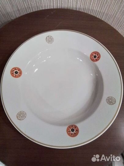Тарелки фарфоровые суповые большие, СССР