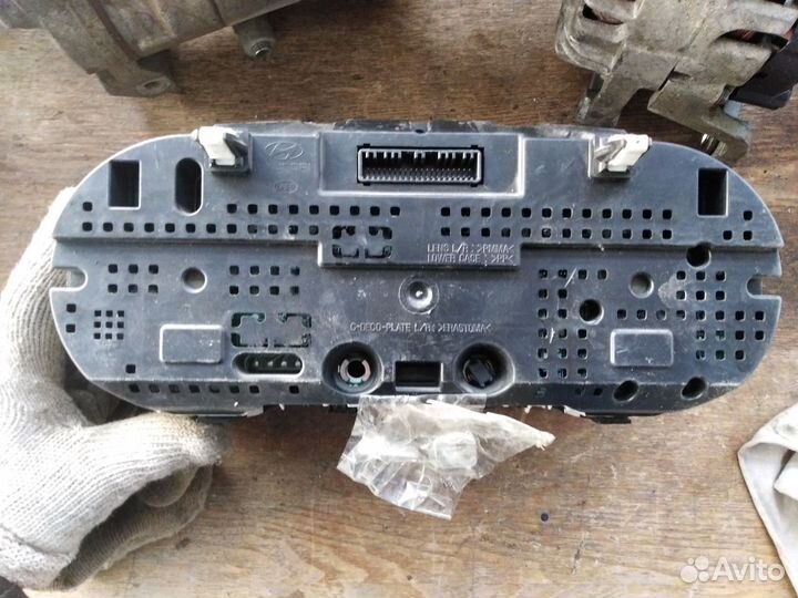 Hyundai Sonata 6 Щиток 940033S240 Панель приборов