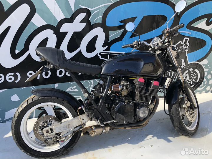 На разборе Yamaha XJR 400 1993г