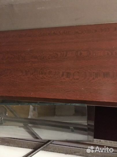 Полка книжная настенная