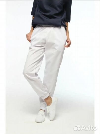 Медицинский костюм женский