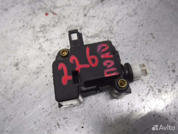 Активатор замка багажника Volkswagen Polo хэтчбек