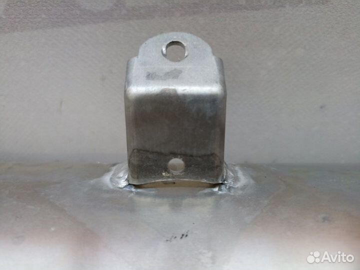 Ресивер пневмоподвески Volkswagen Touareg 7L AXQ