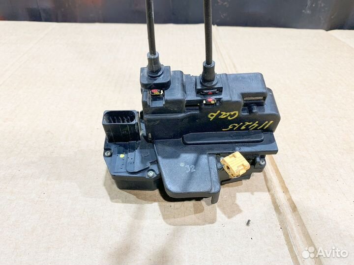 Замок передний правый Chevrolet Captiva (C100)