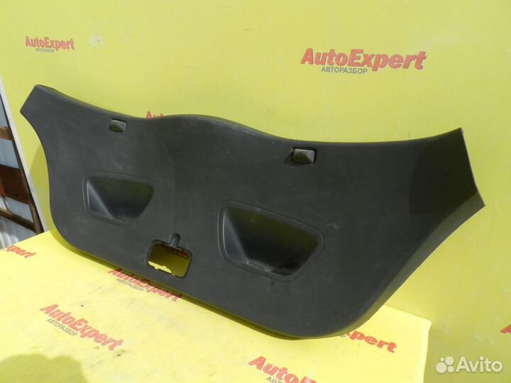 Обшивка крышки багажника Kia Pro Ceed ED 2007-2010