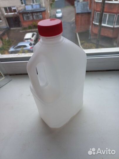 Канистра пластиковая 2 литра