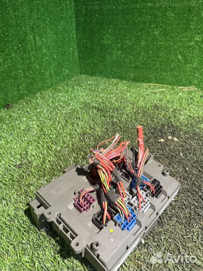 Блок предохранителей bmw e90 рест
