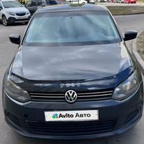 Volkswagen Polo 1.6 MT, 2012, битый, 240 000 км, с пробегом, цена 499 999 руб.