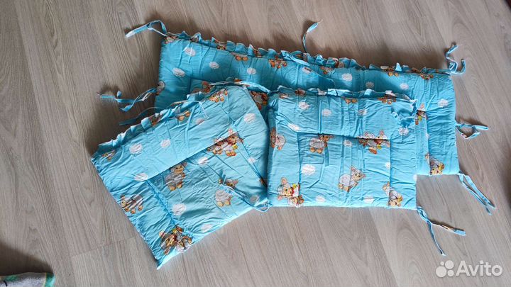 Бортики в кроватку + гирлянда на выписку