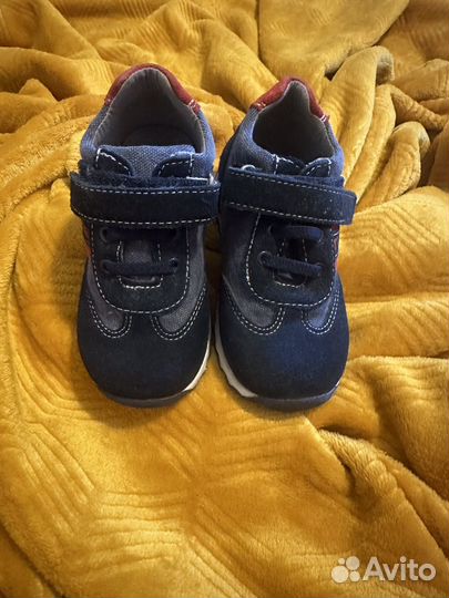 Ботиночки детские 24 размер