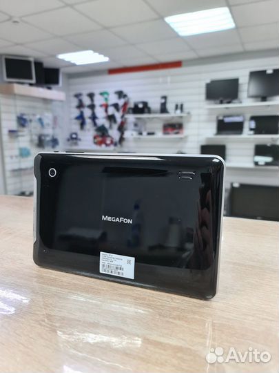 Планшет мегафон Login 2