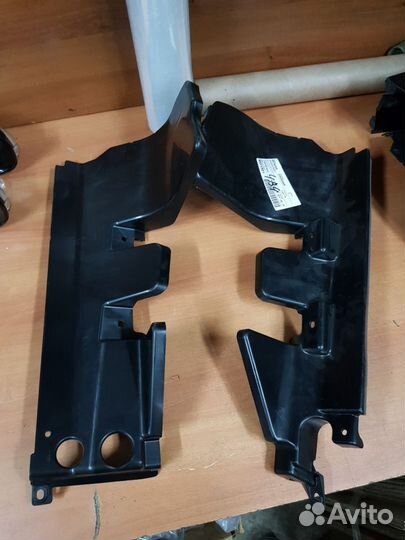 Воздуховод радиатора Ниссан Альмера G15 628224AA0A