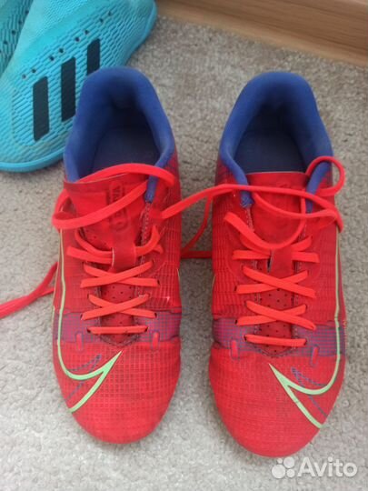 Футзалки adidas