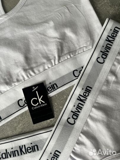 Комплект нижнего белья calvin klein белый