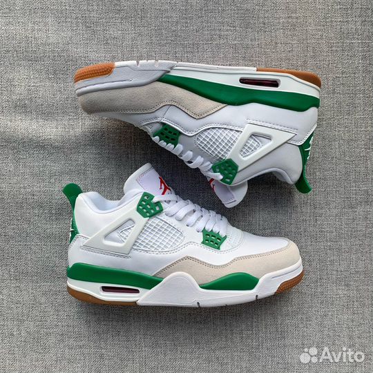 Nike Air Jordan 4