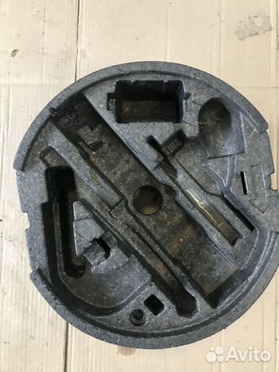 Ящик под инструмент Skoda Octavia A5 (3366)