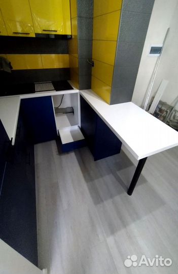 Кухня угловая на заказ. Рассрочка 0%