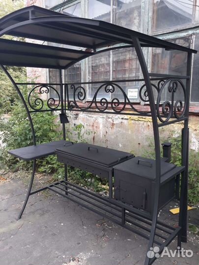 Мангал с крышей и печью под казан