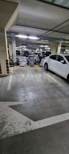 Машиноместо