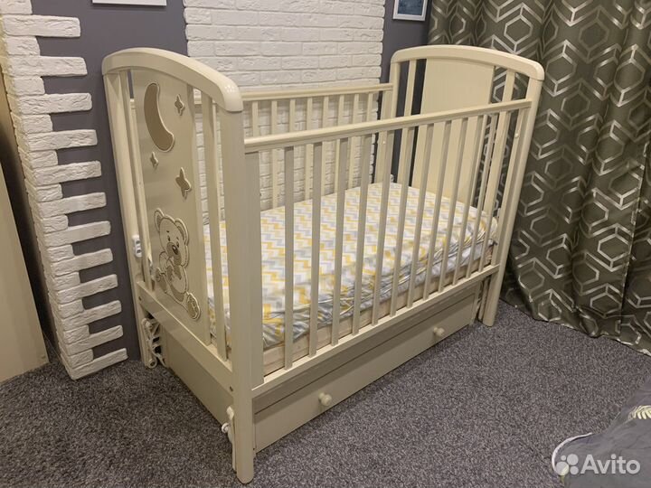 Детская кроватка Angela Bella Жаклин