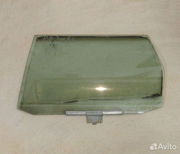 Стекло двери задней левой VW Passat B3