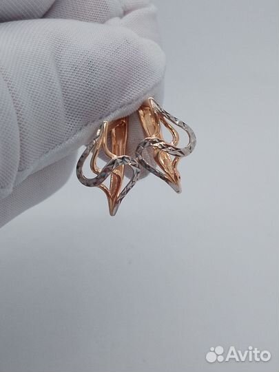 Золотые серьги