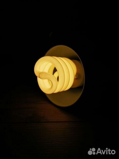 Лампа для тропического террариума